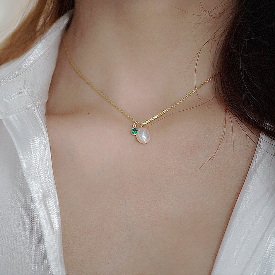 Pearl zircon diamond necklace - Dainty Moon