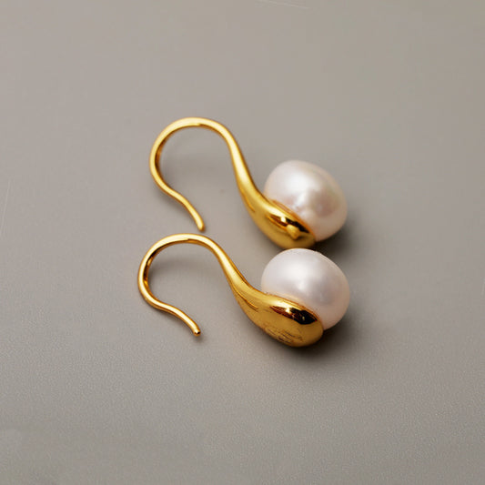 Eloquent Echo Small Notes Hook Earrings - Dainty Moon