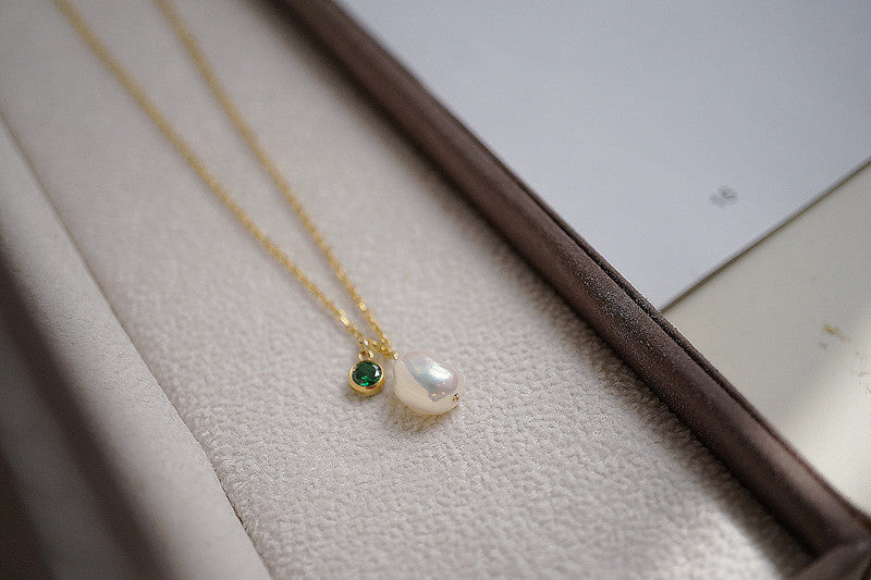 Pearl zircon diamond necklace - Dainty Moon