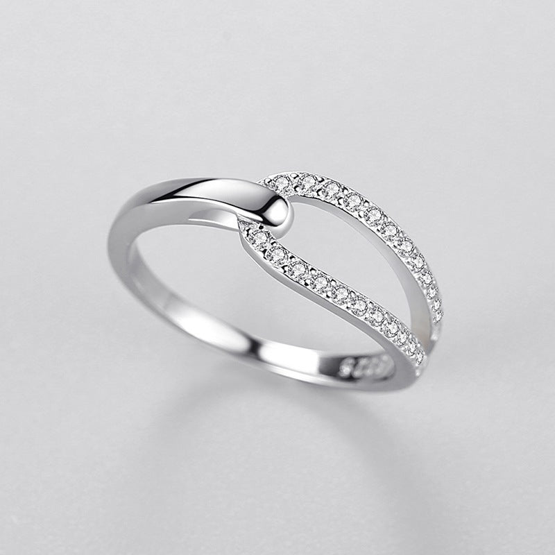 Calalta S925 Sterling Silver Ring - Dainty Moon