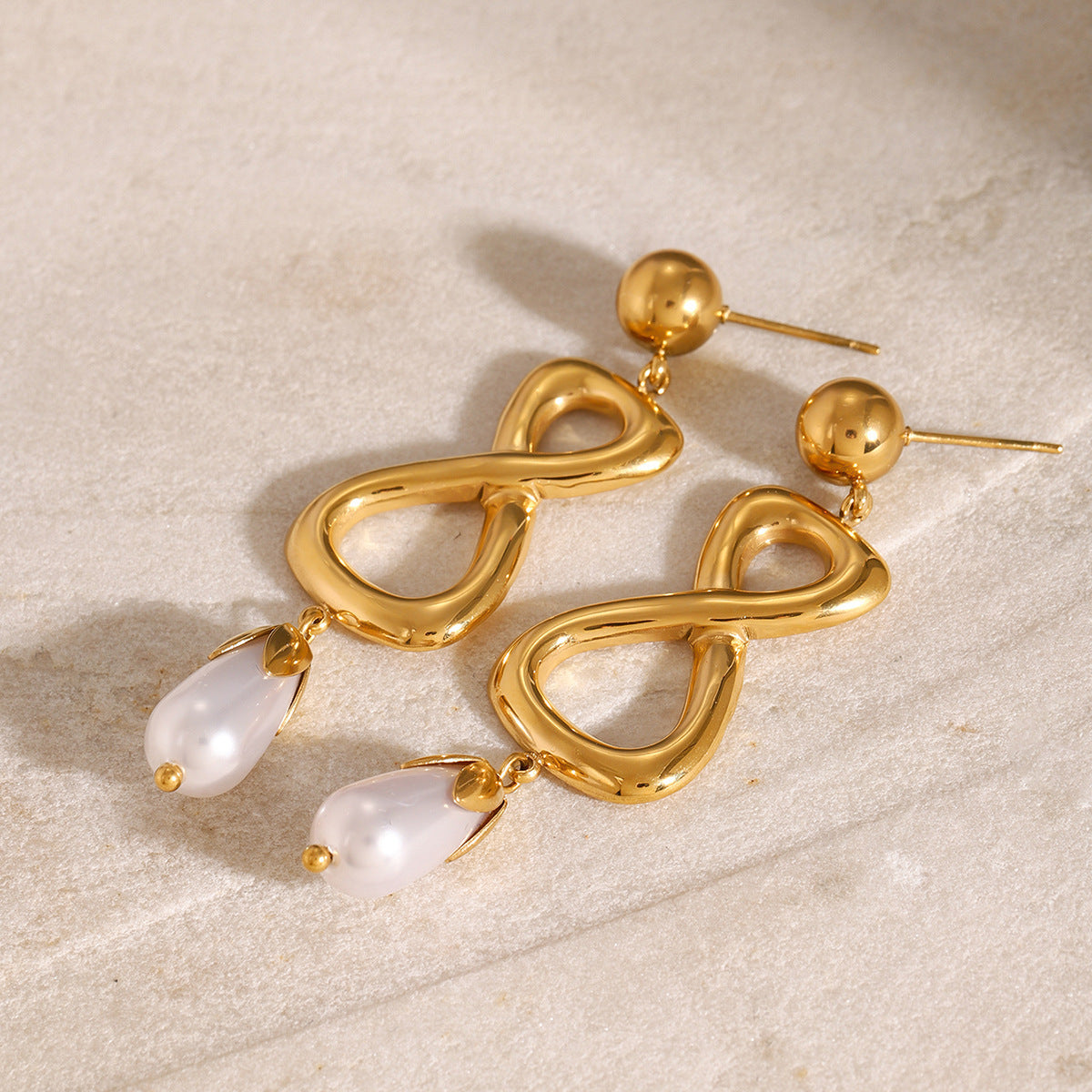 Twisted Harmony Freshwater Pearl Earring - Dainty Moon